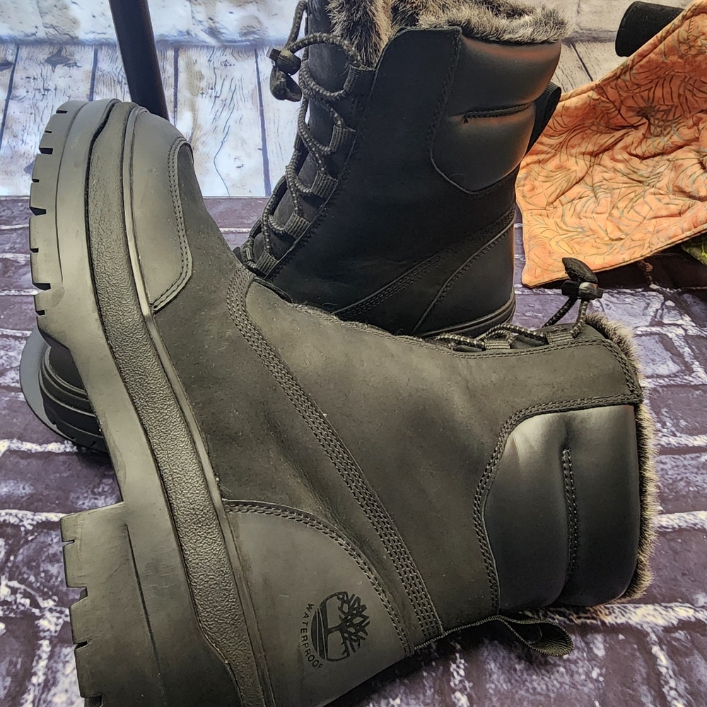 Womens authentic timberland winter boots leather/faux fur/suede